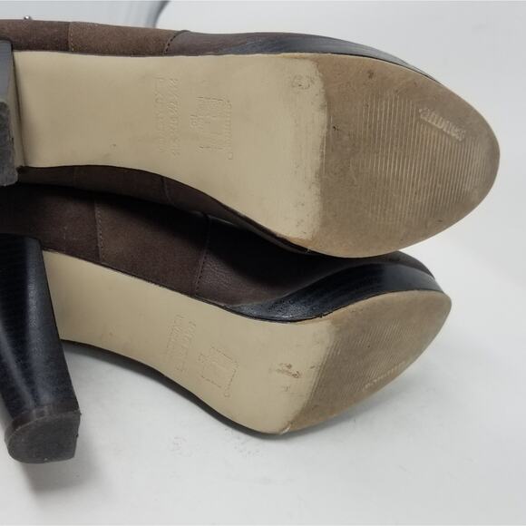 Andrea Brown Ankle Boots Suede Elasticized Platform Heels Size 7.5 - Picture 4 of 14